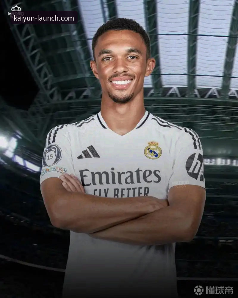 皇马球星场外小插曲深度评测：从阿诺德停车事件看体育资讯获取新体验